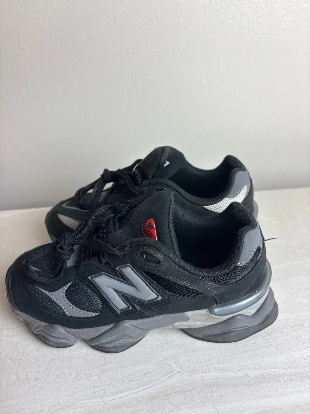 New Balance 9060 Black & Gray boys New Balance-3